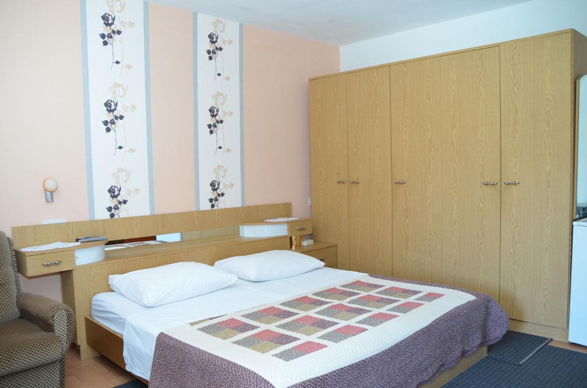Apartments Ruza Супетарська Драґа Екстер'єр фото